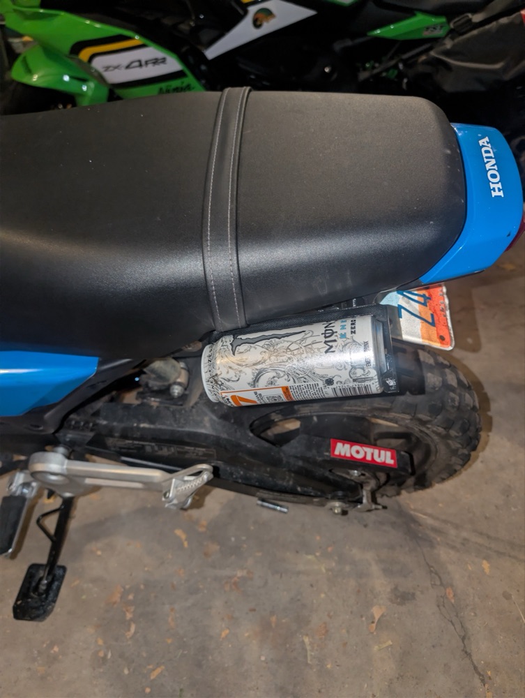 Honda Grom kutu tutucu klips
