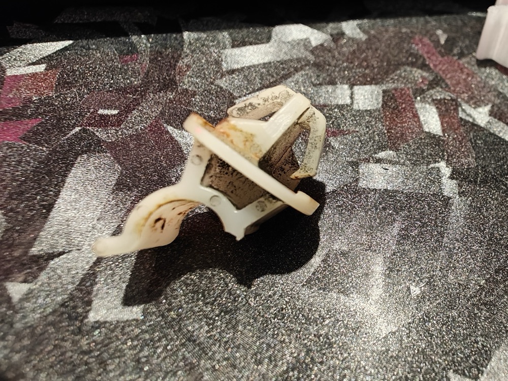 Honda kaput dayama klipsi görsel 2