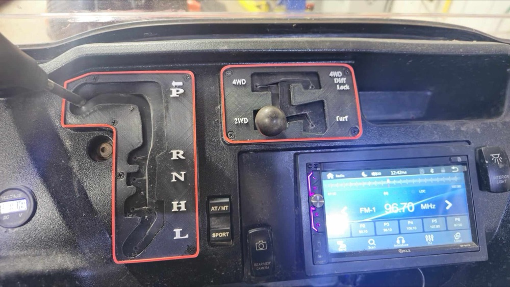 Honda Pioneer vites kapakları