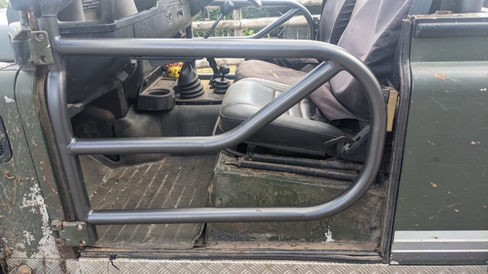 Jeep ve Land Rover boru kapı kolu görsel 2