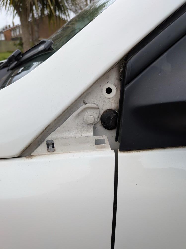 Lancia Chrysler Ypsilon A sütunu kaplama parçası görsel 4