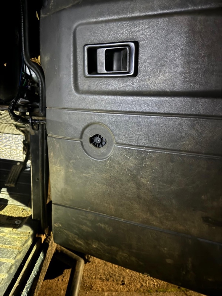 Land Rover Defender pencere kolu kapak