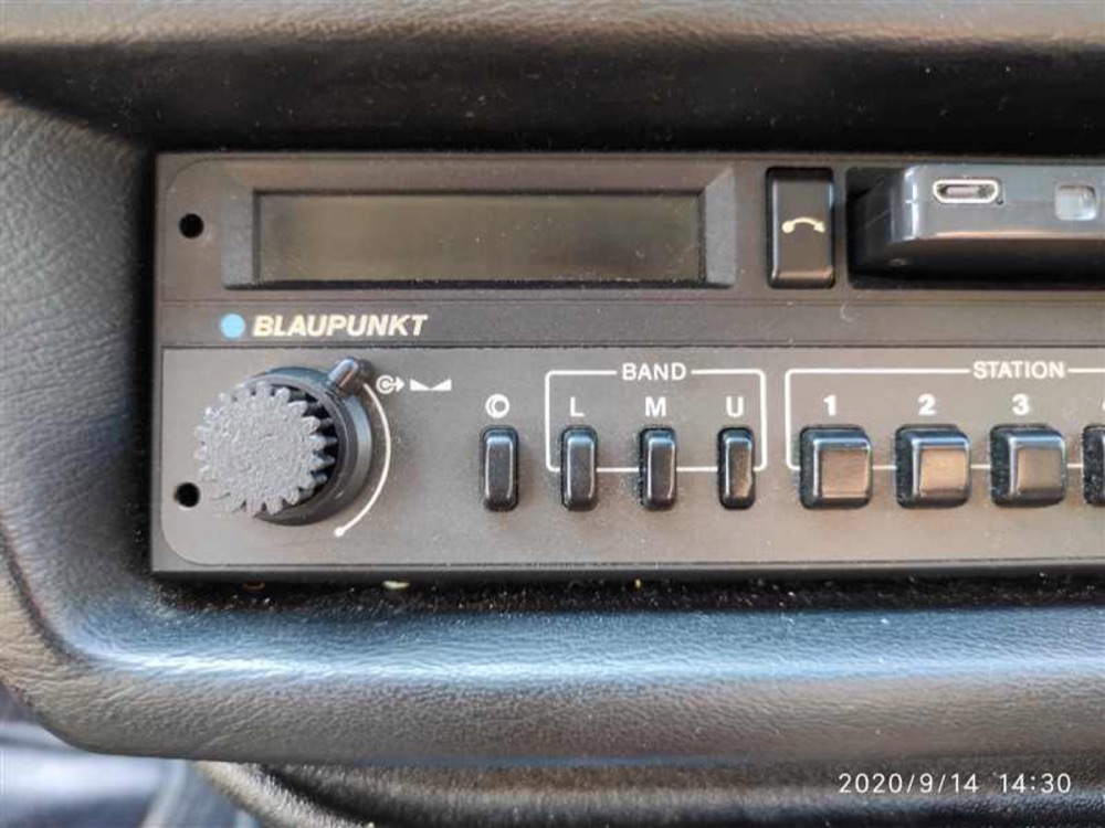 Mercedes 190E Blaupunkt Boston Radyo Tuşu