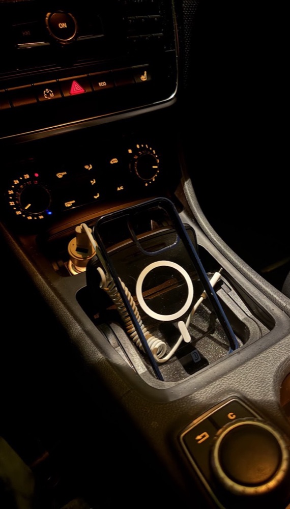 Mercedes A-Serisi W176 Uyumlu Orta Konsol Telefon Tutucu