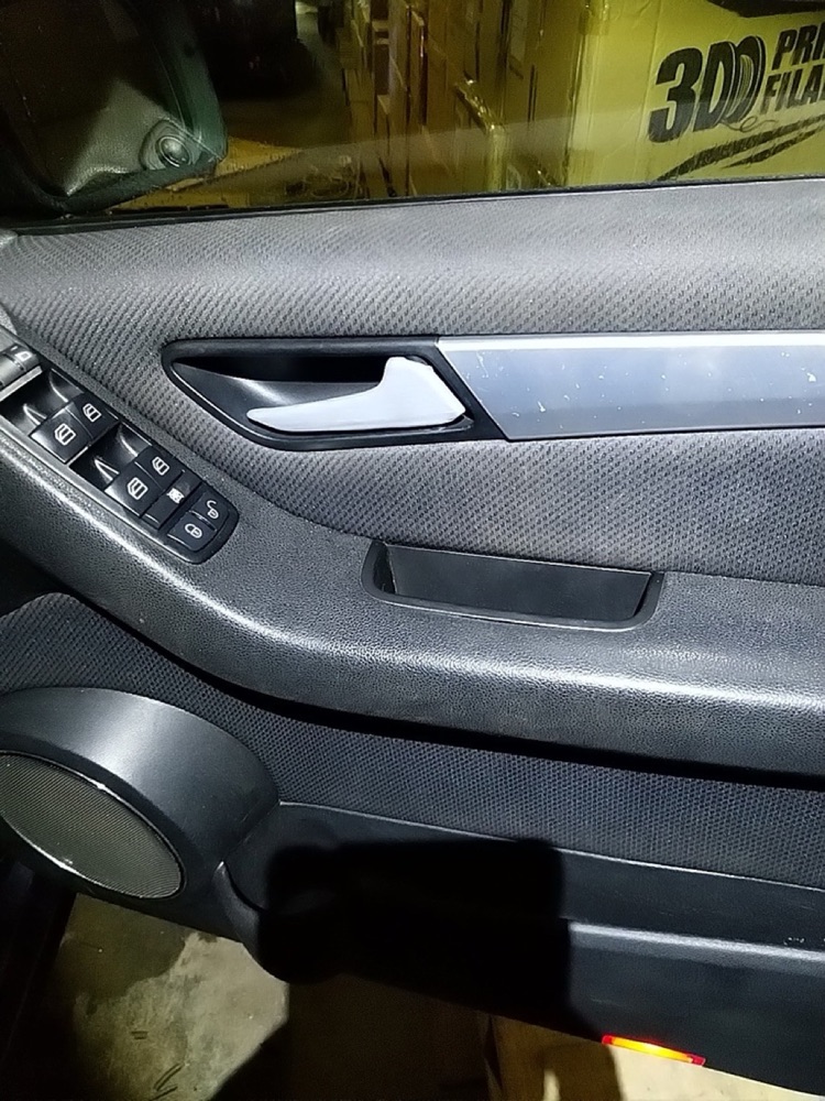 Mercedes-Benz B-Serisi İç Kapı Kolu