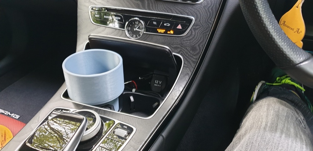 Mercedes C Serisi 2016 Genişletilmiş Bardaklık Aparatı görsel 2