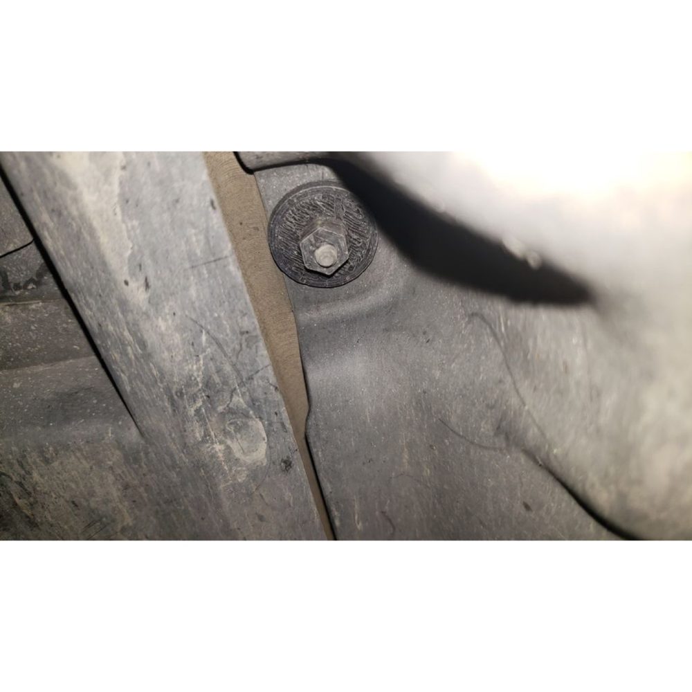 Mercedes Plastik Somun — GL350 Uyumlu