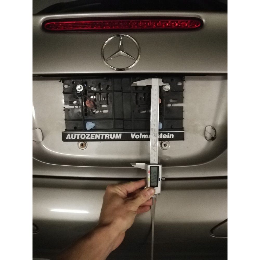 Mercedes SL500 Plaka Tutucusu görsel 2