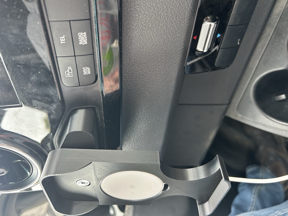 Mercedes Sprinter iPhone 14 Uyumlu Telefon Tutucu görsel 2