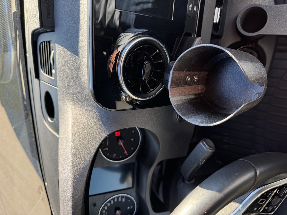 Mercedes Sprinter Uyumlu İlave Bardaklık görsel 2