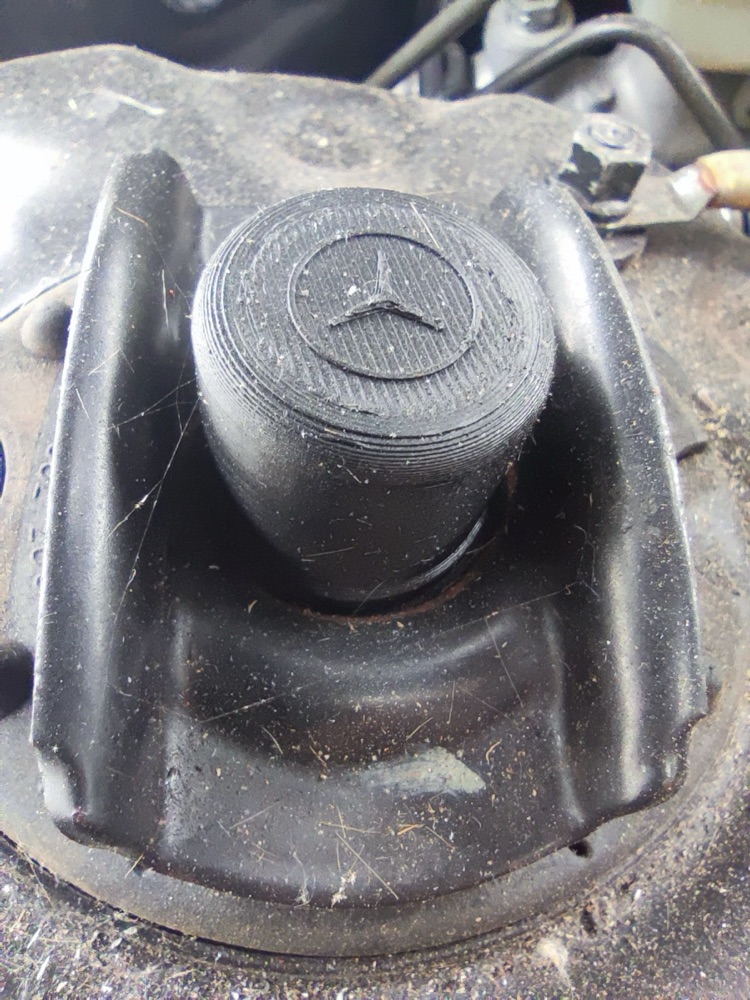 Mercedes W203 Amortisör Cıvata Kapağı