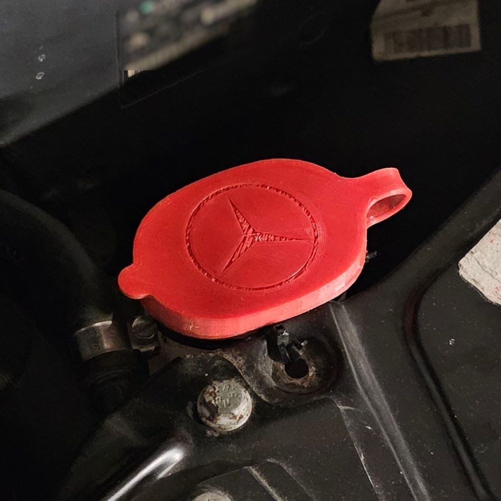 Mercedes W203 Cam Suyu Deposu Kapağı