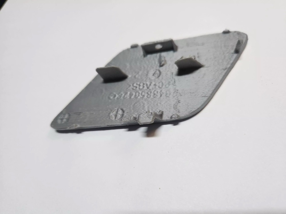 Mercedes W204 C-Class 2011-2014 Ön Tampon Çeki Demiri Kapağı görsel 2
