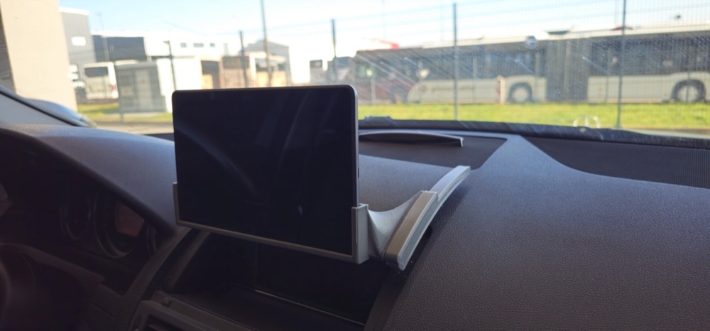 Mercedes W204 S204 Radyo Kapağı Tablet Tutucu görsel 3