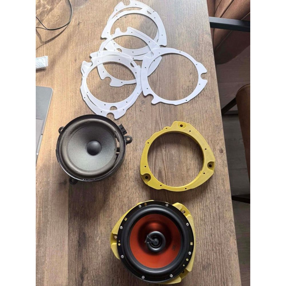 Mercedes W463 G-Class Hoparlör Adaptörü (Ön/Arka)