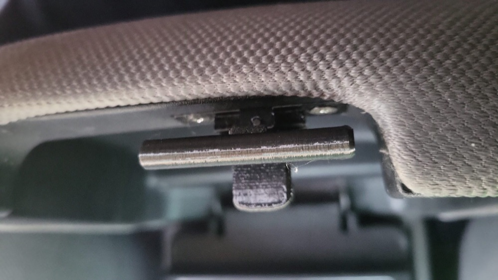 Mitsubishi Montero / Pajero Orta Konsol Kilidi görsel 3