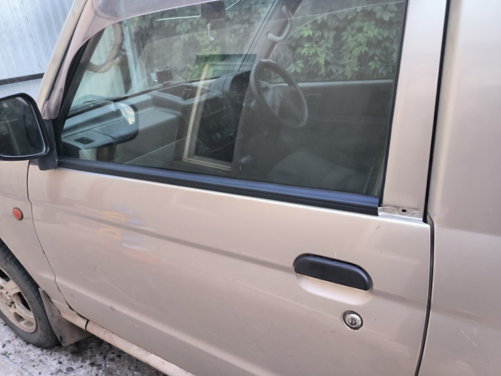 Mitsubishi Pajero Mini H58/H53 Cam Sıyırıcı Fitil Sonu görsel 2