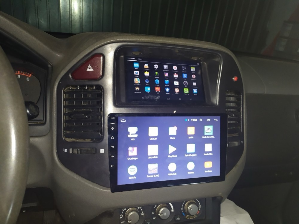 Mitsubishi Montero Tablet / Ekran Tutucu Kutusu görsel 4
