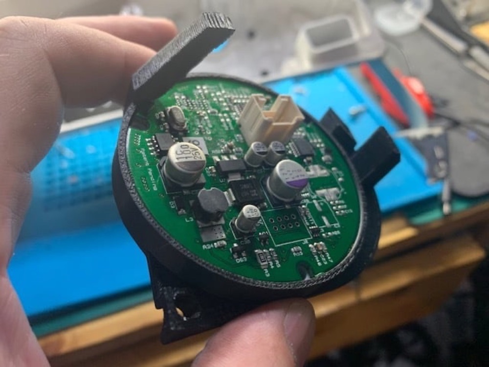 Supra Mk3 AEM x-series boost göstergesi adaptörü