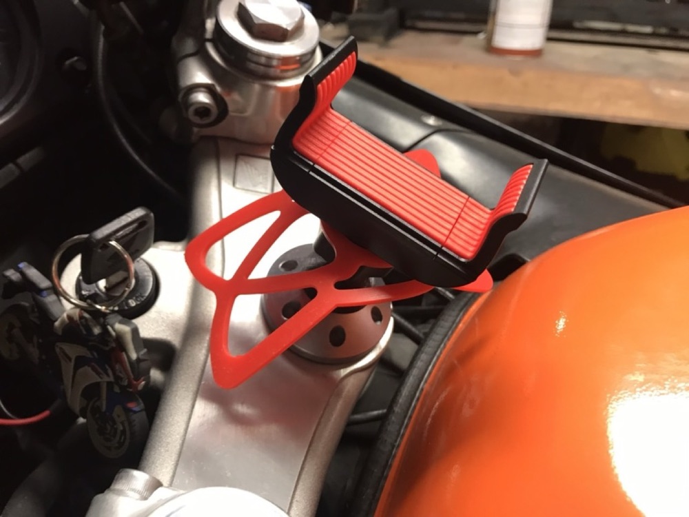 Honda CBR1100XX Blackbird Bilya Yataklı Tutucu Tabanı