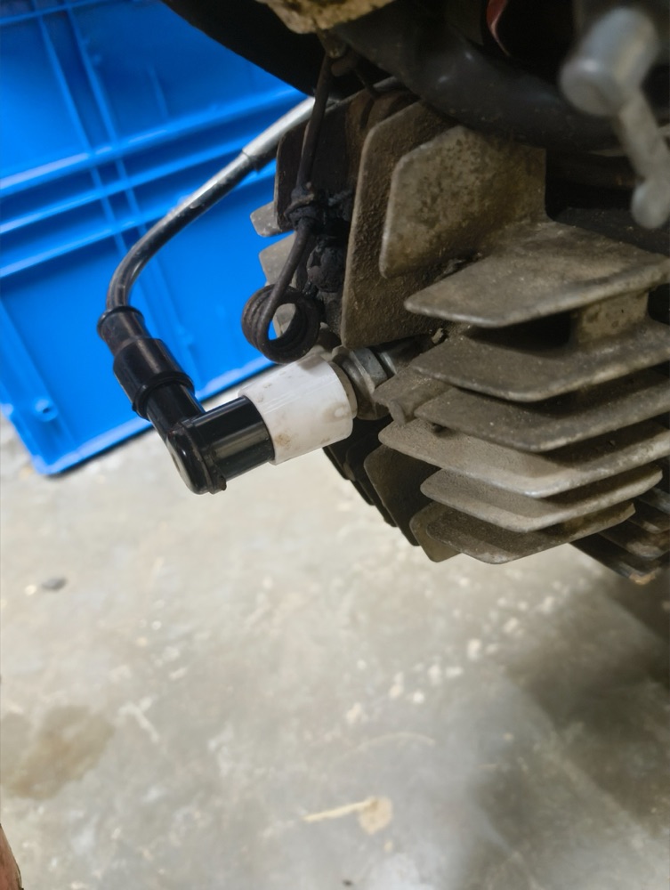 Honda Camino PA50 Buji Başlığı Kapağı görsel 3