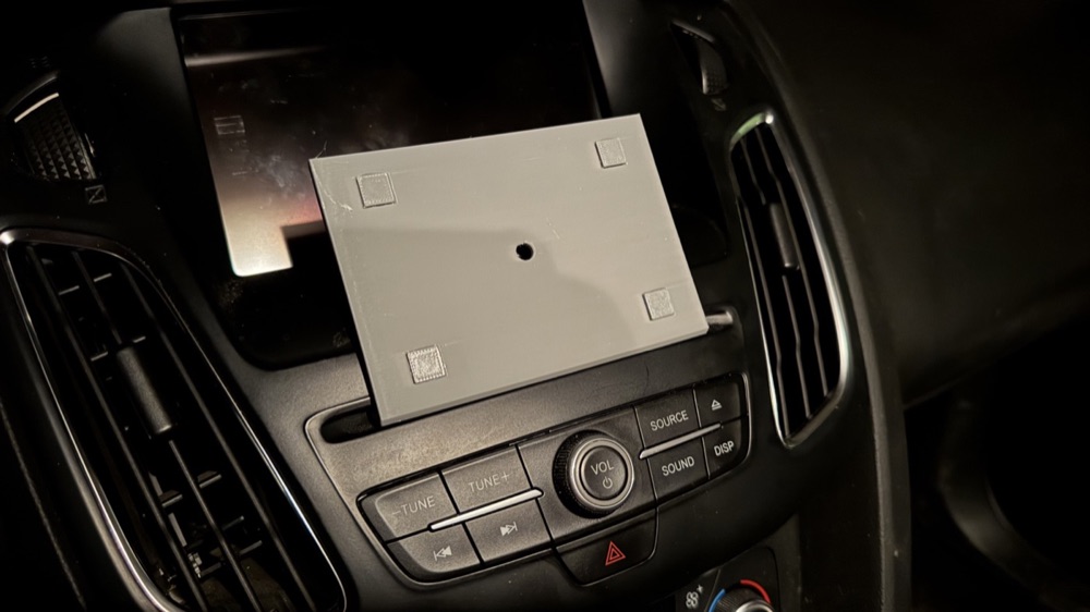 CD Yuvası Telefon Tutucusu (Ford Focus Mk3) görsel 4