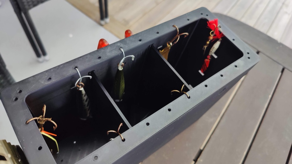 Tekne Icin Moduler Yem ve Takim Kutusu görsel 2