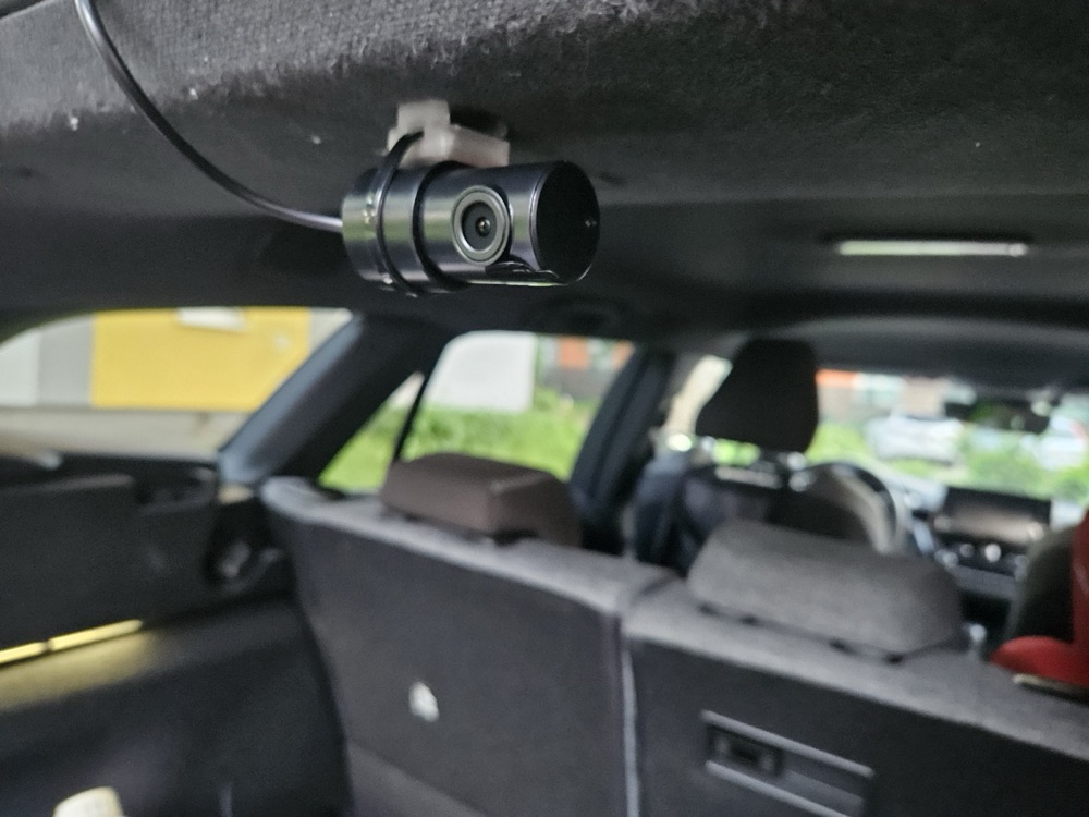 Toyota Corolla TS kombi arka kamera tutucu