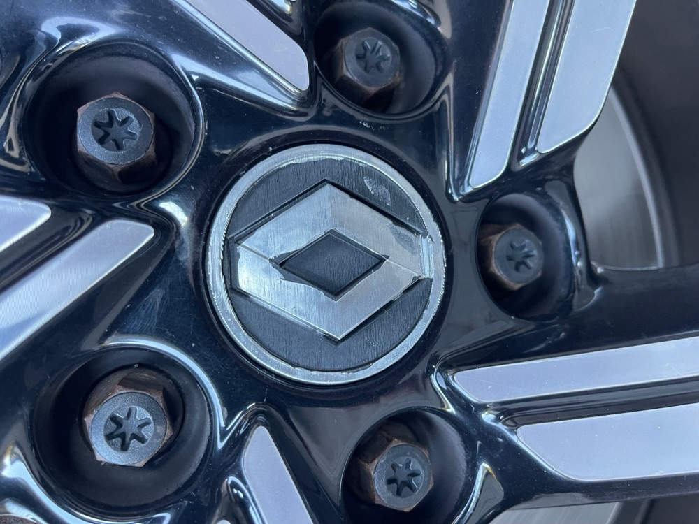 Renault Scenic Uyumlu Jant Göbeği Kapağı görsel 2