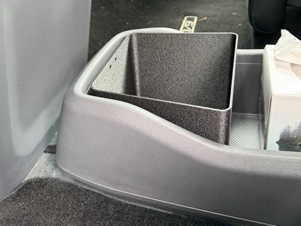 Kia EV9 Orta Konsol Kutusu