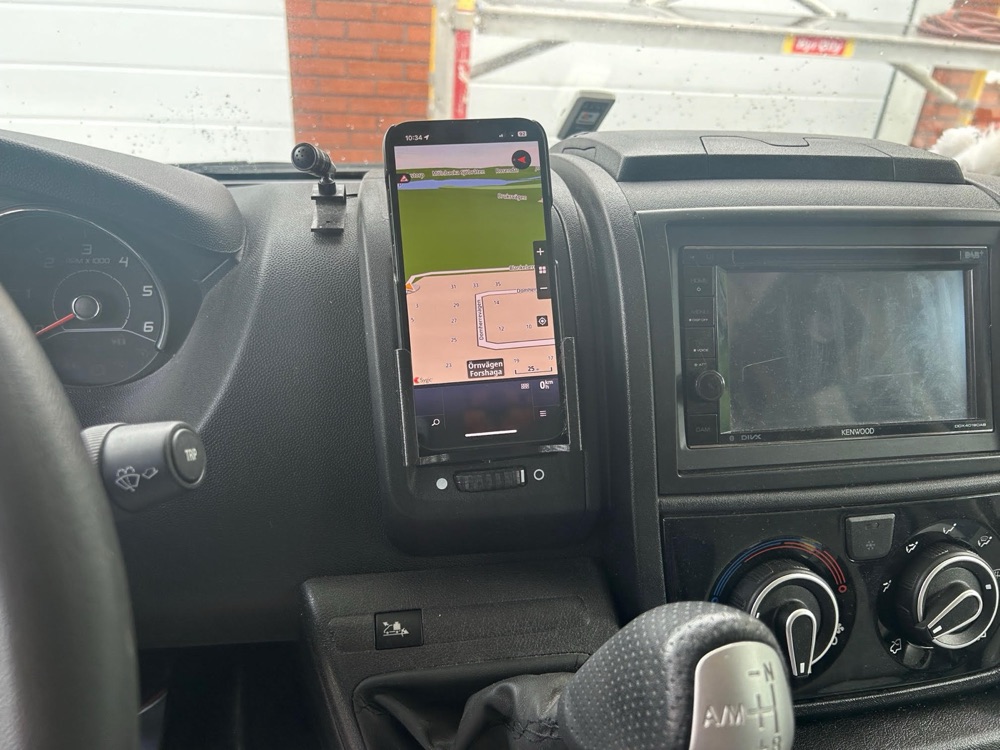 Fiat Ducato Torpido Üstü Telefon Tutucu görsel 2