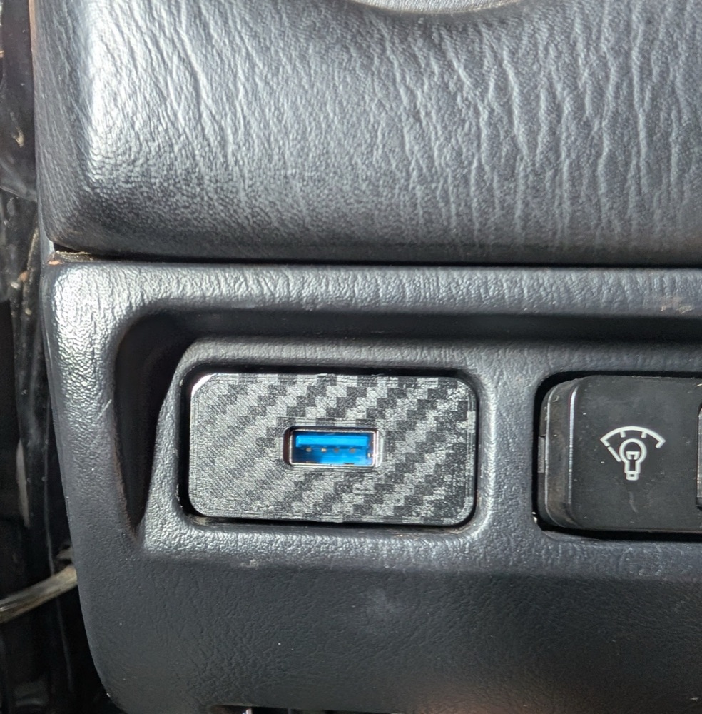 Mazda MX-5 NA/NB USB-A Soket Kör Kapağı görsel 2