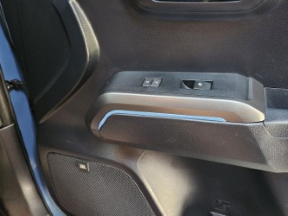 Toyota Tacoma ön kapı iç panel insert seti görsel 3