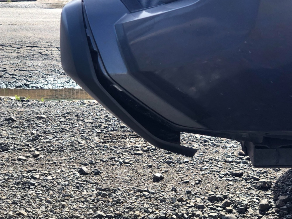 Toyota Tacoma Tampon Alt Klipsi görsel 3