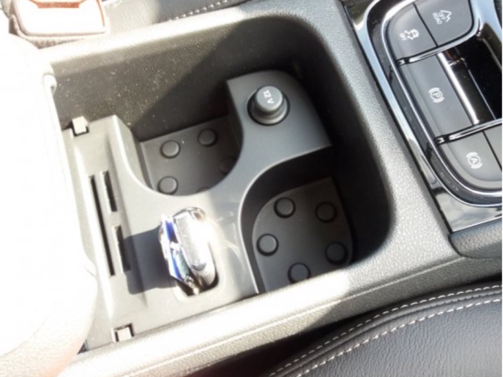 Škoda Kodiaq Cup stanley cup holder görsel 2
