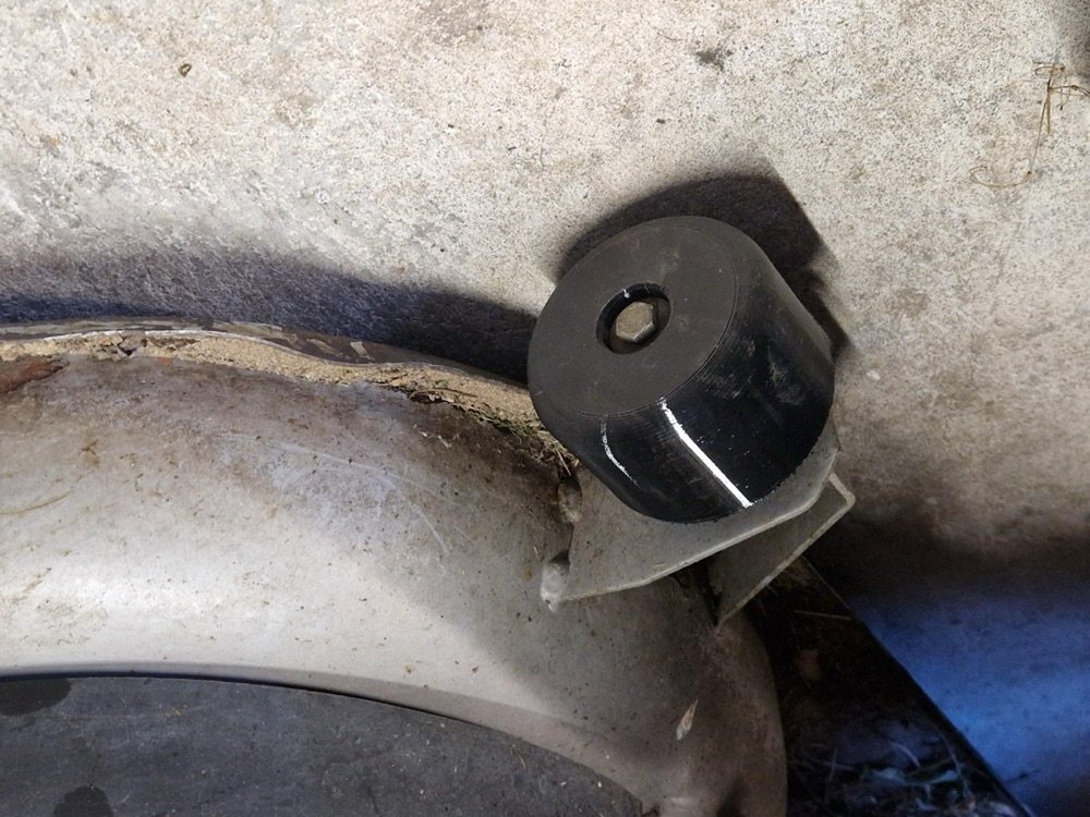 Honda Çim Biçme Tablası Destek Tekerleği görsel 4