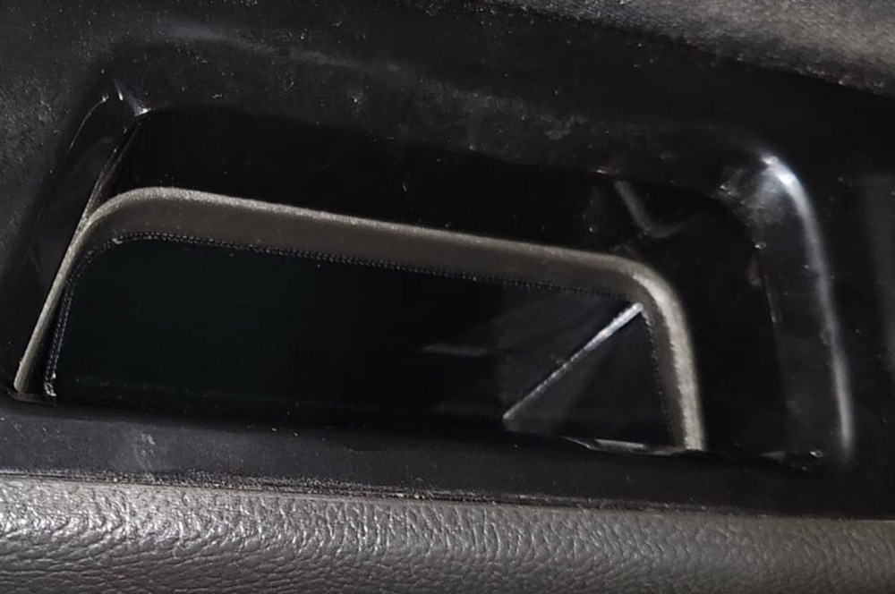 Ford Fusion Kapı Kolu Kutusu görsel 4