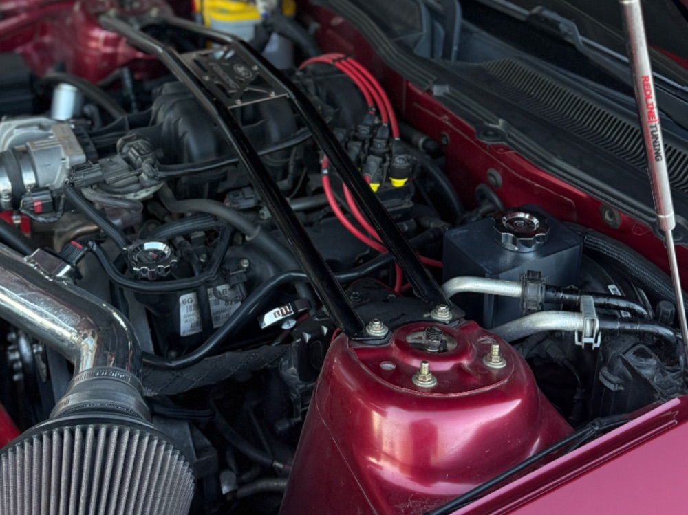 Ford S197 Mustang Fren Sıvısı Rezervuar Kapağı