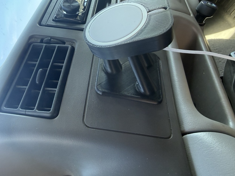 Ford F-250/F-350 Magsafe Kablo Tutucu görsel 5