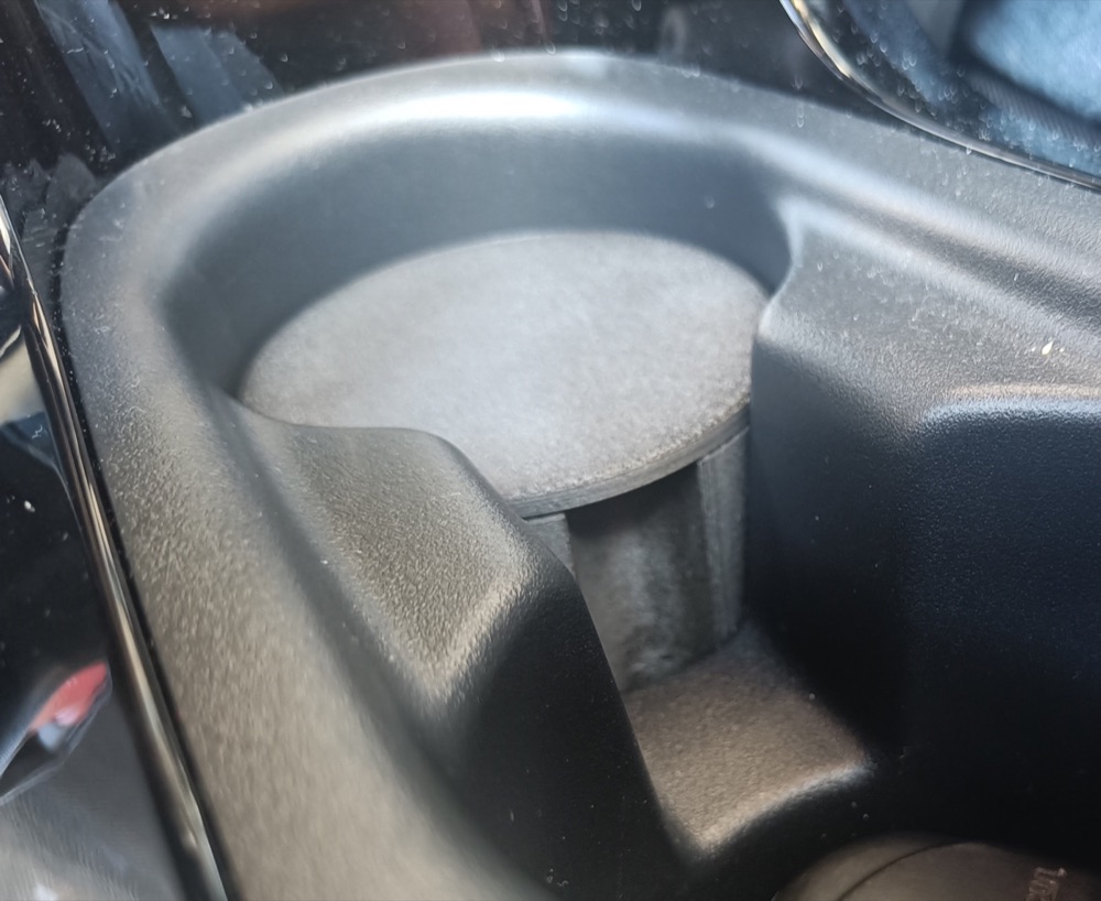 Toyota Corolla Bardaklık Çöp Kutusu görsel 3