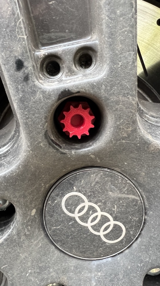 Audi Q7 Jant Cıvatası Kapağı görsel 2