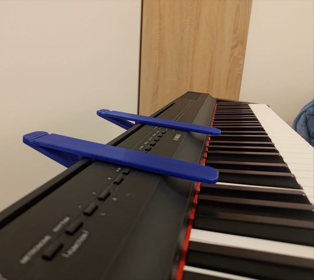 Yamaha P-125 Klavye Üstü Dizüstü Bilgisayar Sehpası görsel 3