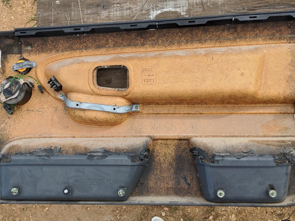 Kapı Çerçevesi Onarım Seti (BMW E36 Uyumlu)