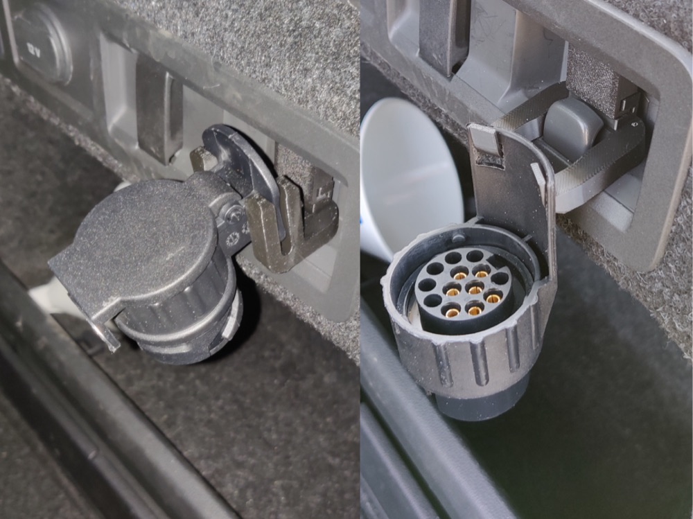 Škoda Superb Trunk Hooks for Trailer Adapter görsel 3