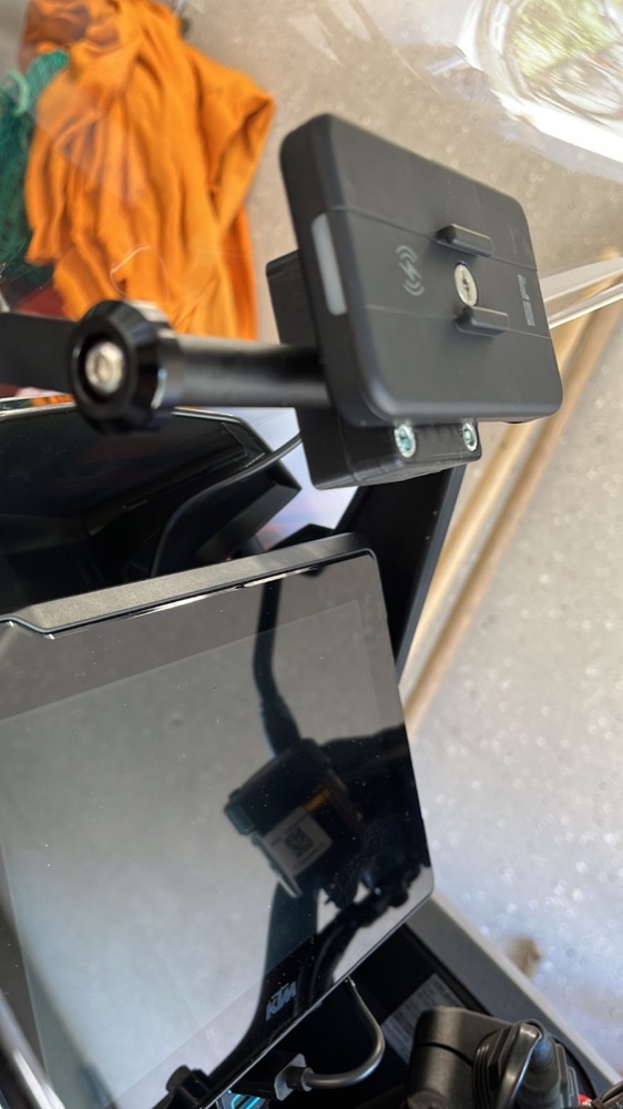 KTM 1290 Adventure SP Connect Telefon Tutucu Montajı görsel 2