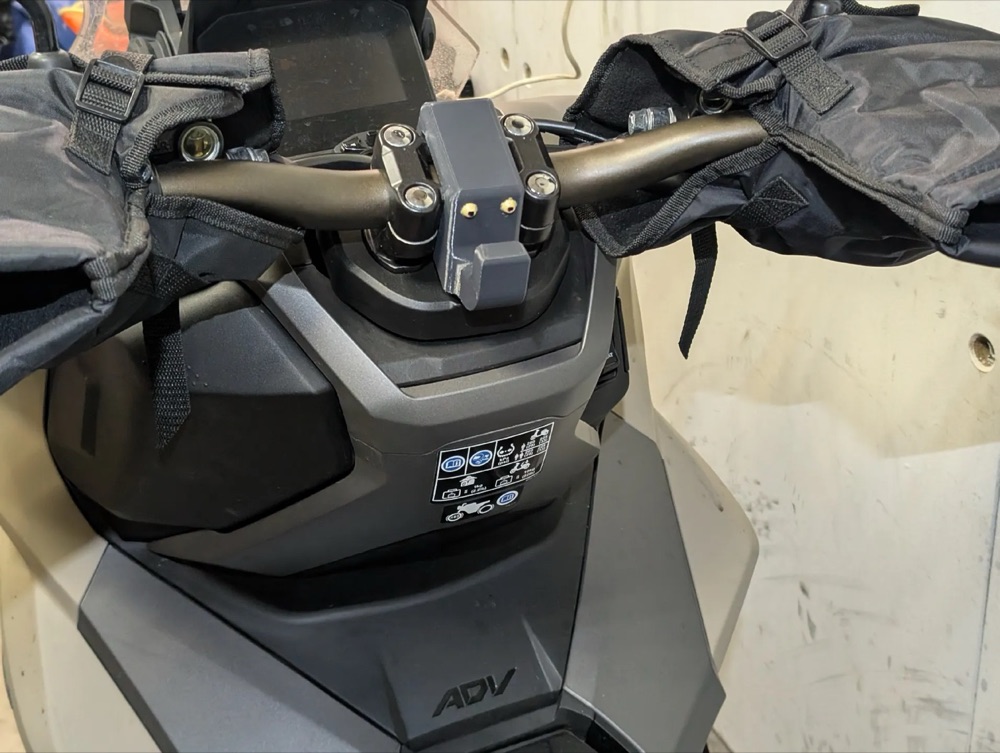 Honda ADV160 Gidon Kancası görsel 5