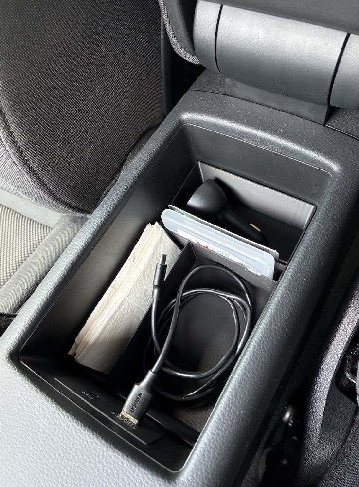 Audi A3 8V İç Düzenleyici (Organizer) görsel 2
