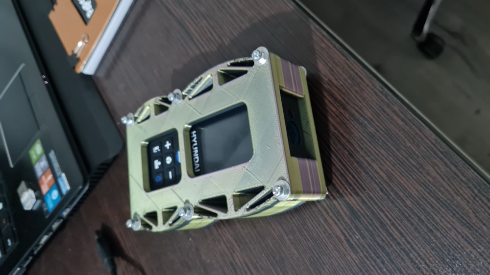 Hyundai HP127 Lazer Metre Koruma Kutusu görsel 2