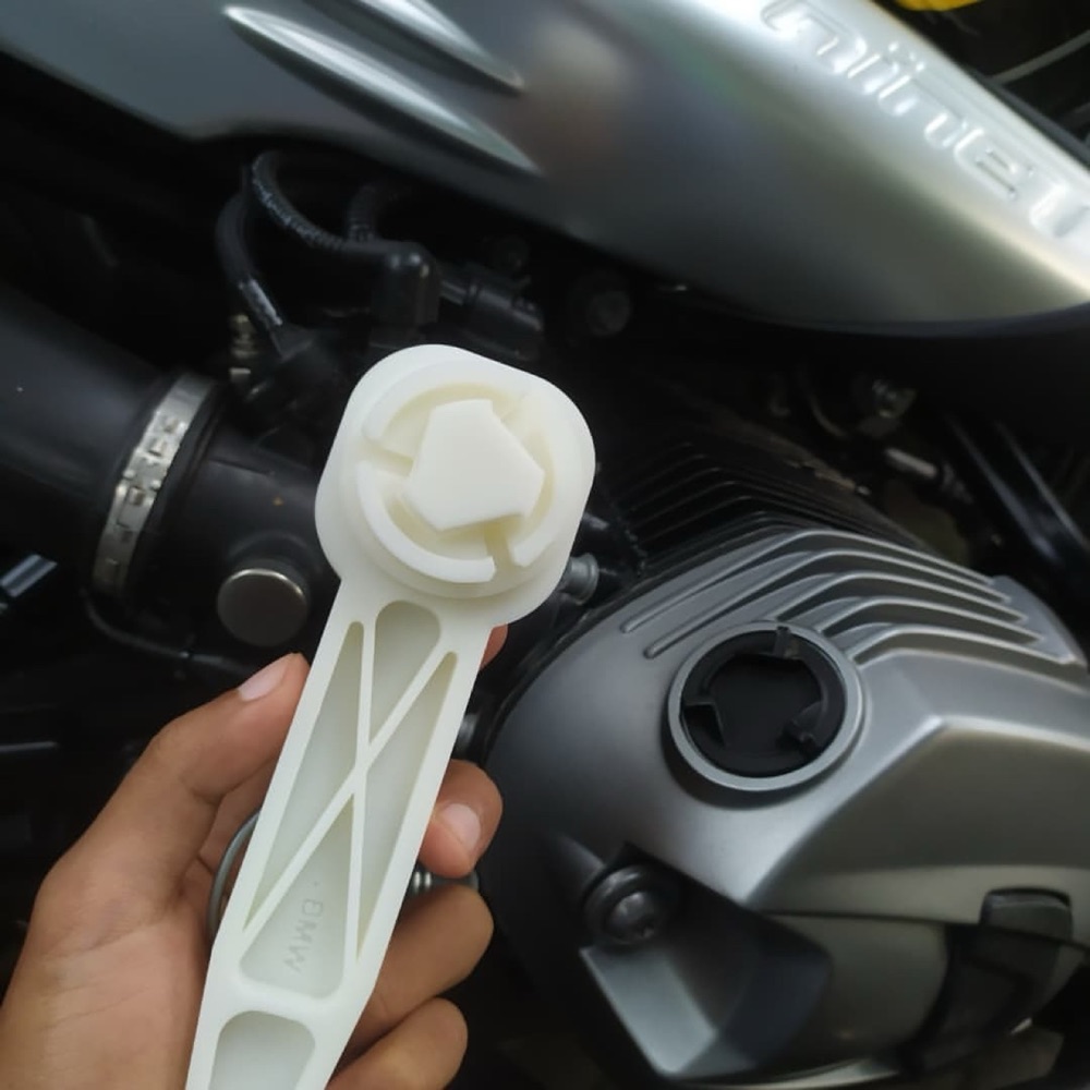 Yağ Dolum Kapağı Anahtarı (BMW R nineT Uyumlu) görsel 4