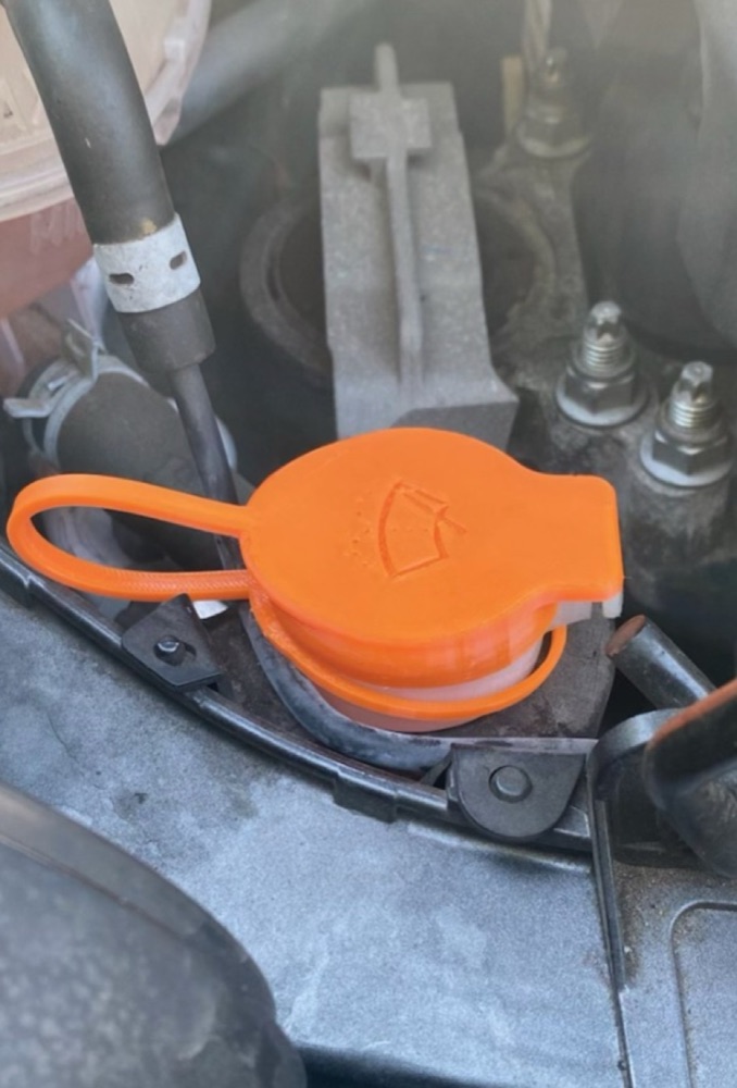 Cam Yıkama Reservoir Kapağı (2017 Ford Escape) görsel 3